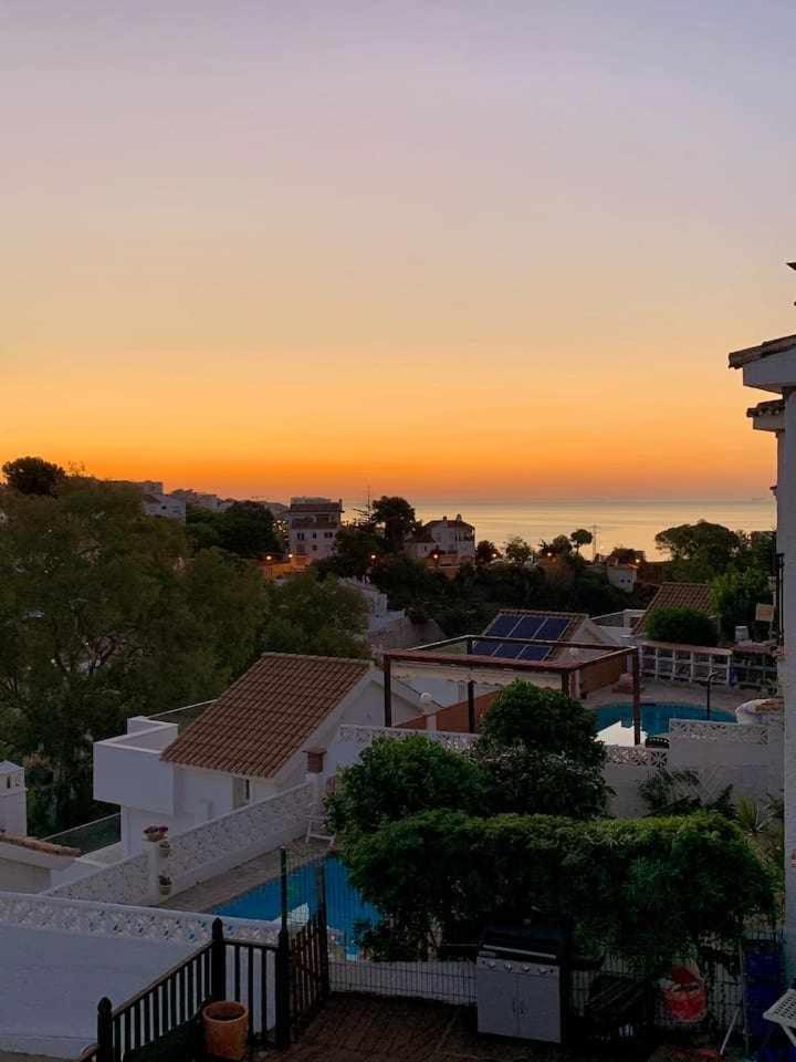 La Villa Escondida 1 Precioso Estudio Vista Al Mar Málaga Exterior foto